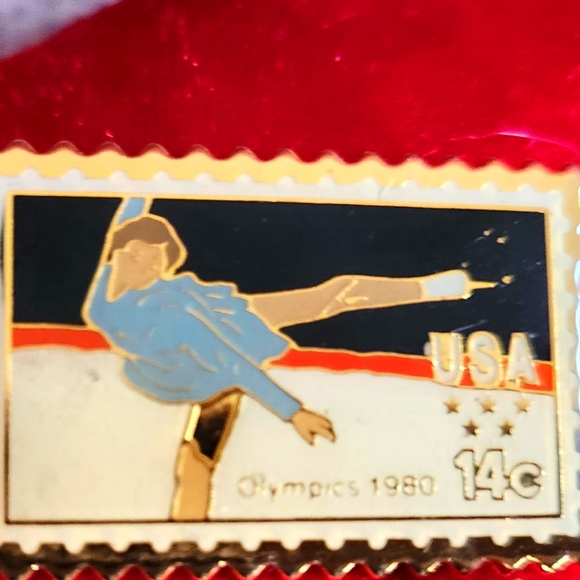 Olympic Post Office commemorative pins. - Picture 6 of 9